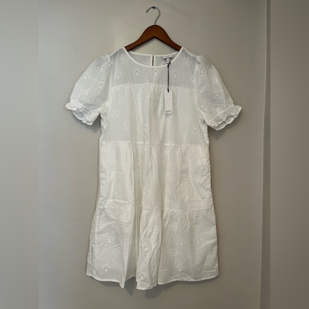 NWT the GeT Dress size Medium